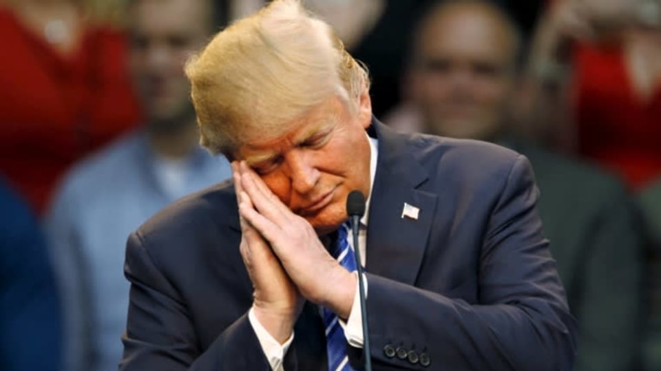 Snahy o Trumpovo sesazení začínají Američany nudit